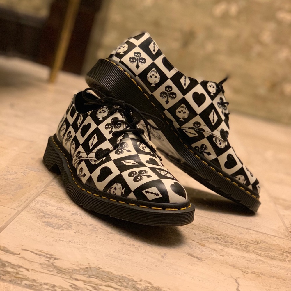 Limited edition: DR martens !!!!